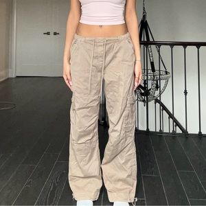 Garage Beige Parachte/ Cargo pants